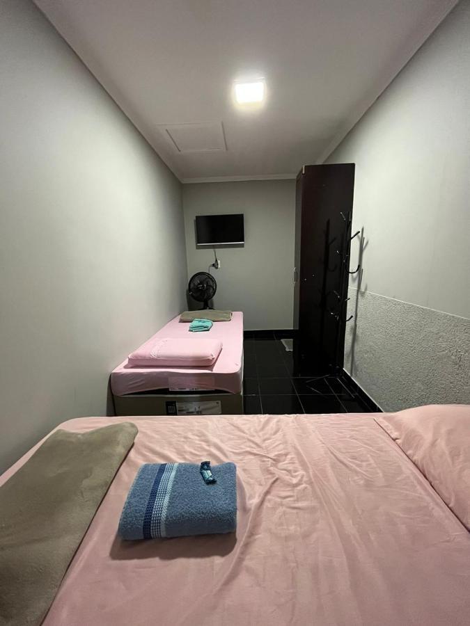 Hotel Toca Do Tatu Itu Esterno foto